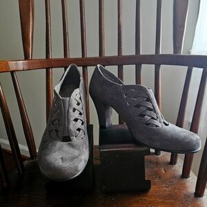 Aerosoles Gray Women's Heels Sz 9